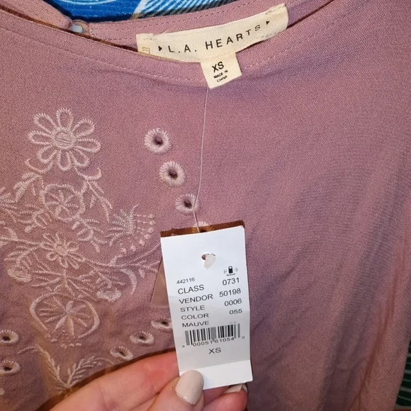 ❄️ NWT Pacsun LA Hearts Boho Mauve Pink Cold Shoulder Blouse Embroidered Sz XS - Picture 2 of 5